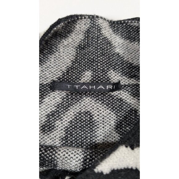 T Tahari Zebra Print Sleeveless Sweater Mock Neck Top Edgy Mob Wife - Picture 3 of 8